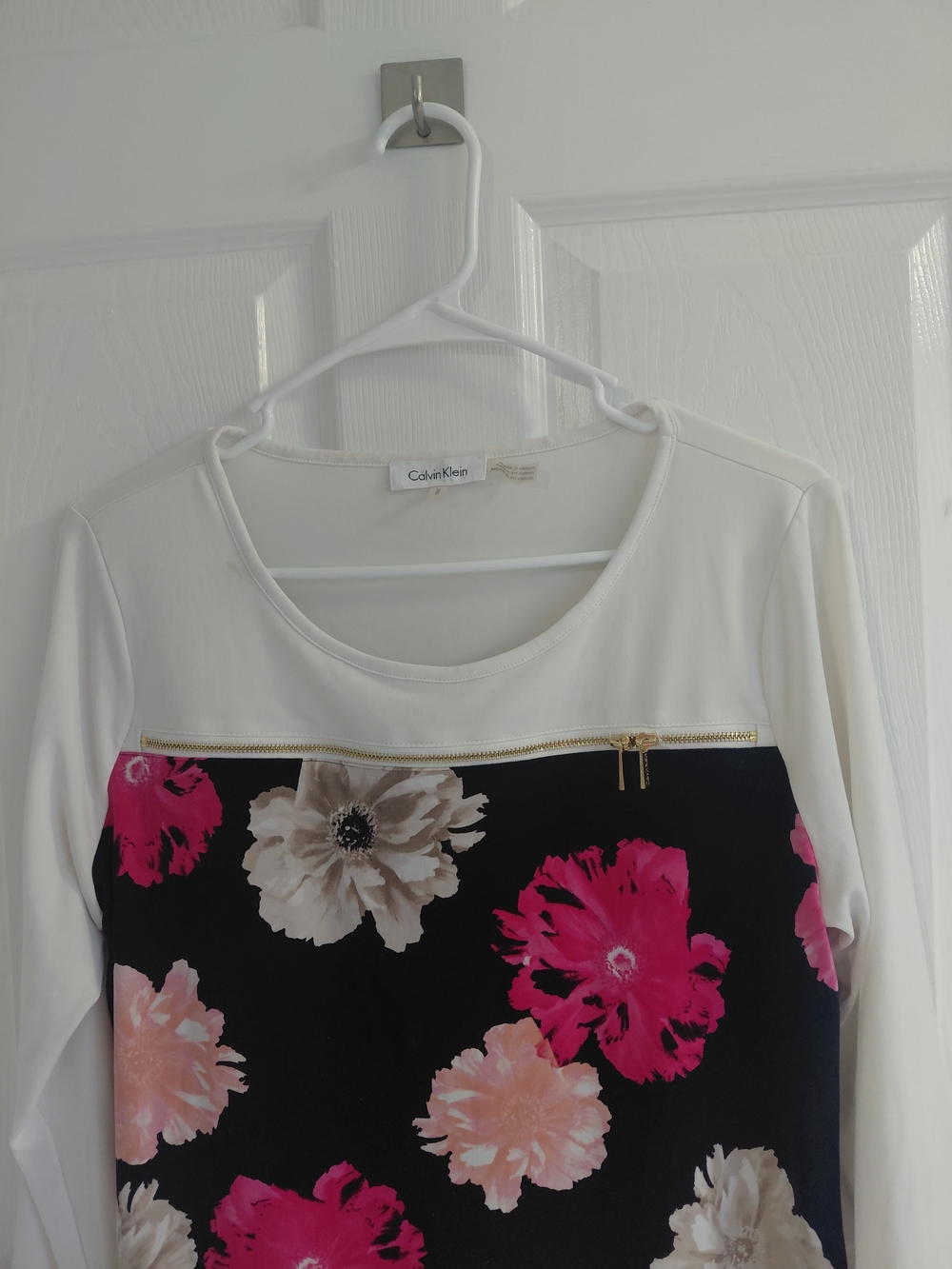 Calvin Klein White & Black Floral Zip-Accent Women's Dress